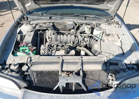 2005 Buick Park Avenue from USA, damaged, VIN 1G4CW54K254102741